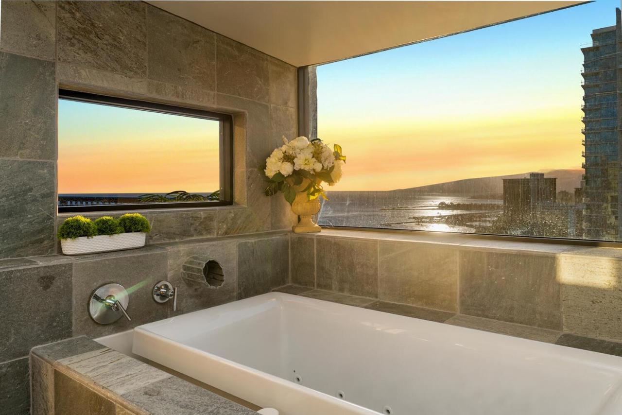 Oceanview Penthouse Suite Honolulu Exteriör bild